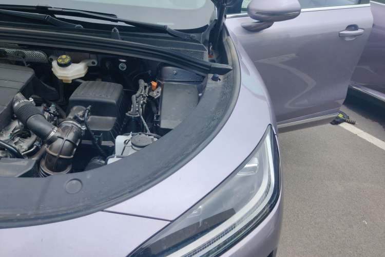 Used Hima H5 2025 Model Range-Extending Max Engine Bay Left