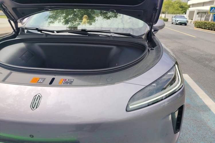 Used Hima H5 2025 Model Pure Electric Max Long Range Engine Bay Left