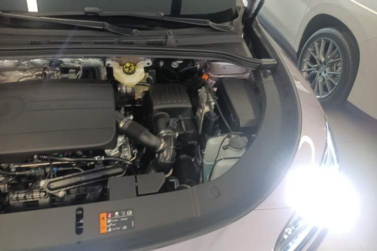 Used Hima H5 2025 Model Range-Extending Max Engine Bay Left