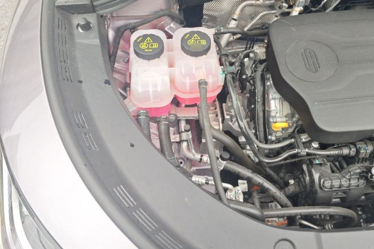 Used Hima H5 2025 Model Range-Extending Max Engine Bay Right