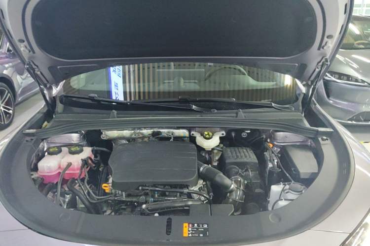 Used Hima H5 2025 Model Range-Extending Max Engine Bay