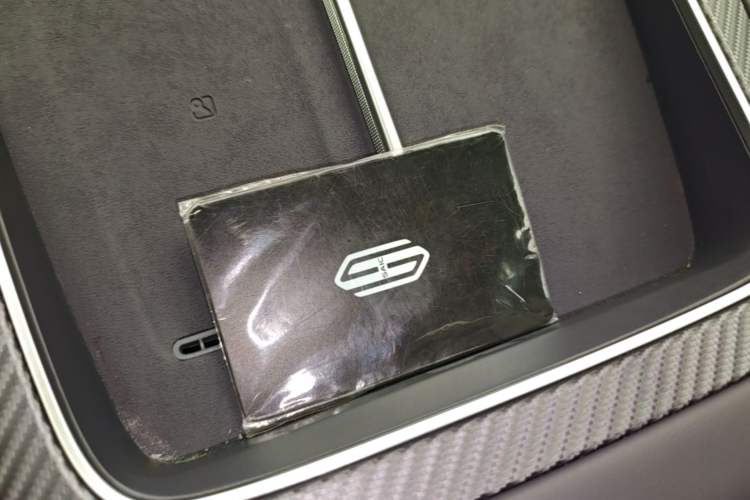 Used Hima H5 2025 Model Range-Extending Max Interior 1