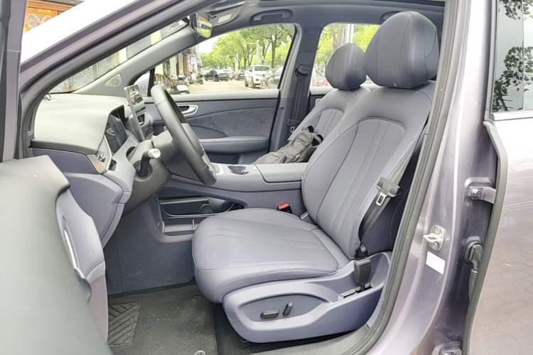 Used Hima H5 2025 Model Range-Extending Max Left Front Seat