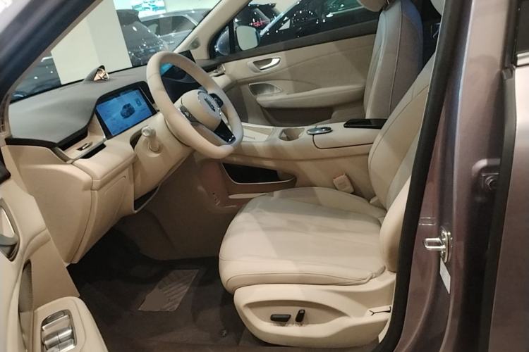 Used Hima H5 2025 Model Range-Extending Pro Left Front Seat