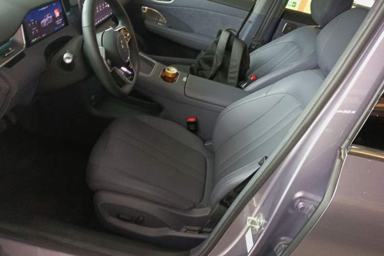 Used Hima H5 2025 Model Range-Extending Max Left Front Seat