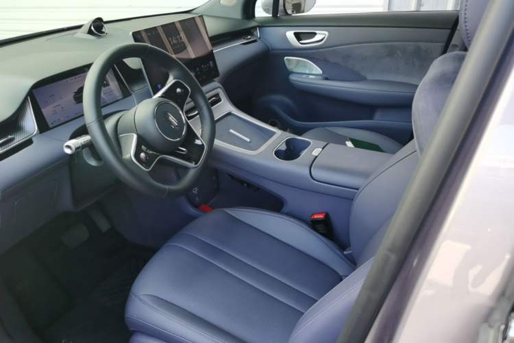 Used Hima H5 2025 Model Range-Extending Max Left Front Seat