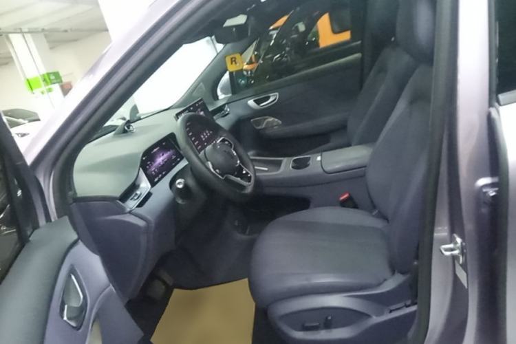 Used Hima H5 2025 Model Range-Extending Max Left Front Seat