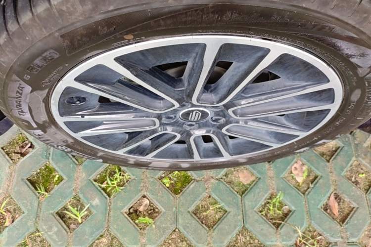 Used Hima H5 2025 Model Range-Extending Max Left Front Wheel Hub