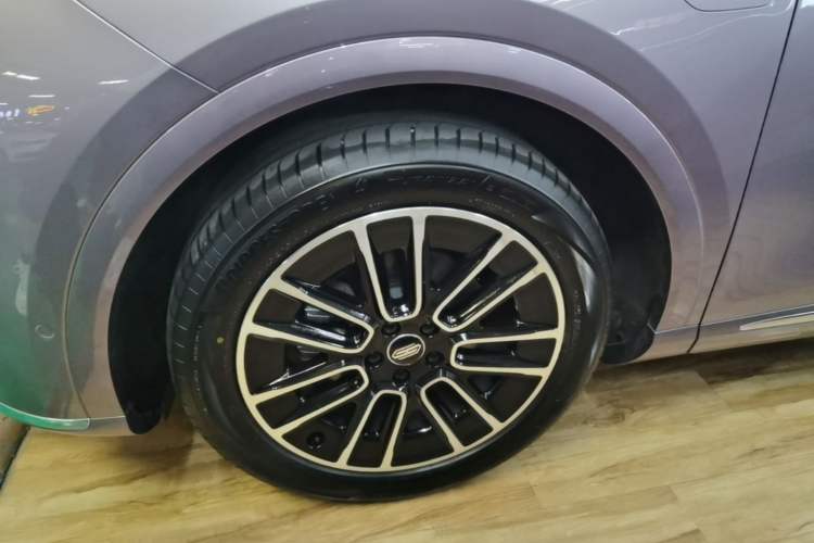 Used Hima H5 2025 Model Range-Extending Max Left Front Wheel Hub