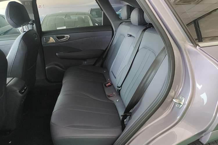 Used Hima H5 2025 Model Pure Electric Pro Left Rear Seat