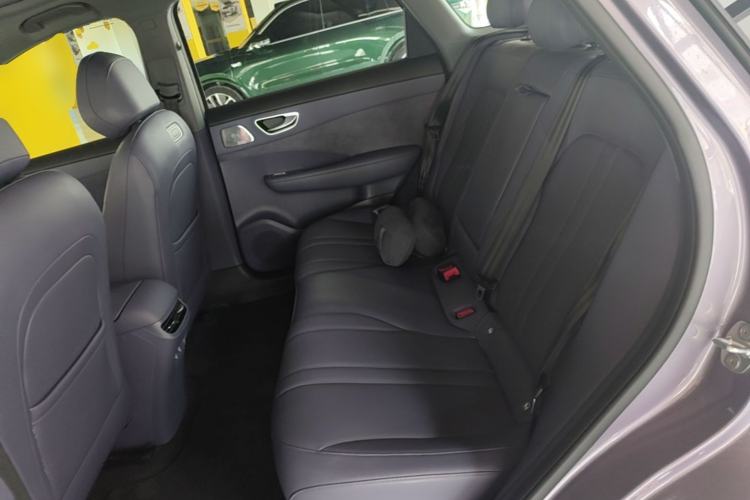 Used Hima H5 2025 Model Pure Electric Max Long Range Left Rear Seat