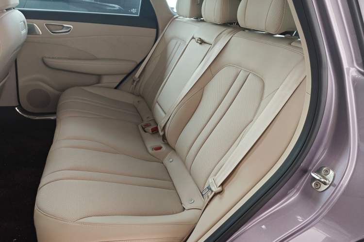 Used Hima H5 2025 Model Range-Extending Pro Left Rear Seat