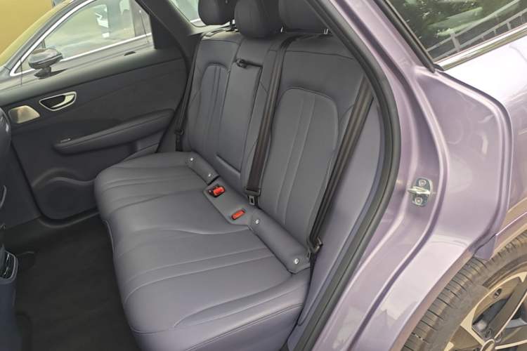 Used Hima H5 2025 Model Pure Electric Max Long Range Left Rear Seat
