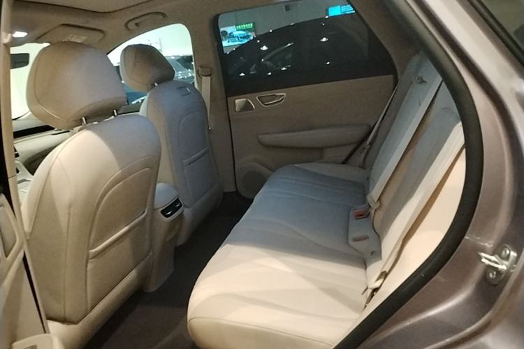 Used Hima H5 2025 Model Range-Extending Pro Left Rear Seat