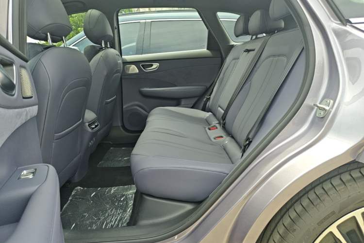 Used Hima H5 2025 Model Range-Extending Max Left Rear Seat