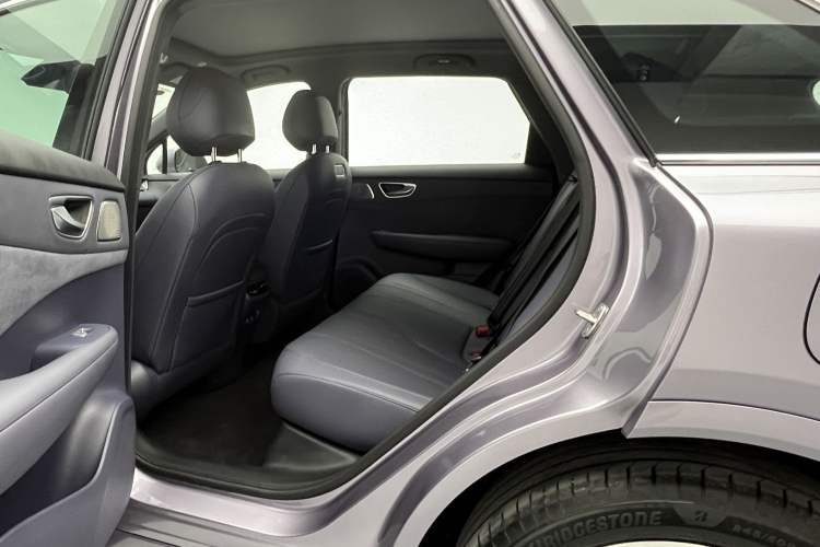 Used Hima H5 2025 Model Range-Extending Max Left Rear Seat