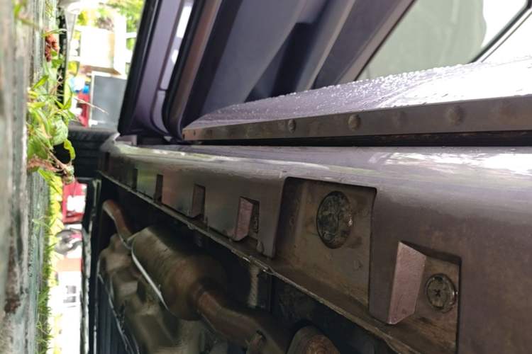 Used Hima H5 2025 Model Range-Extending Max Left Side Sill