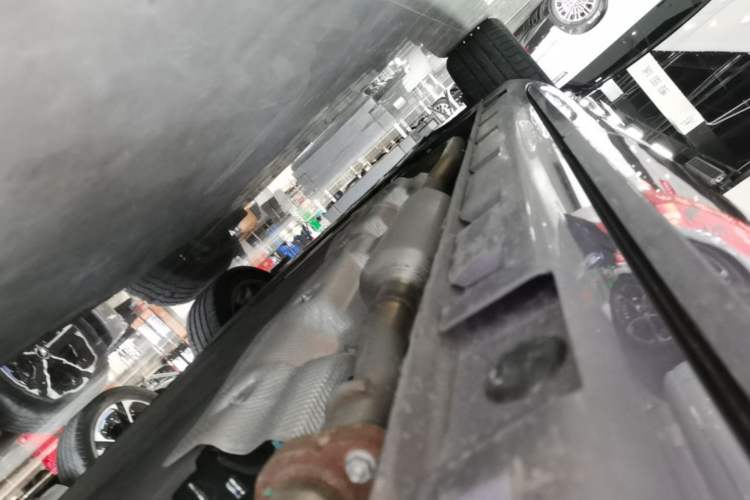 Used Hima H5 2025 Model Range-Extending Max Left Side Sill