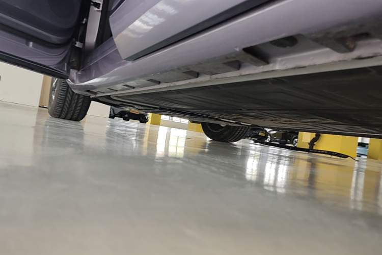 Used Hima H5 2025 Model Pure Electric Max Long Range Left Side Sill