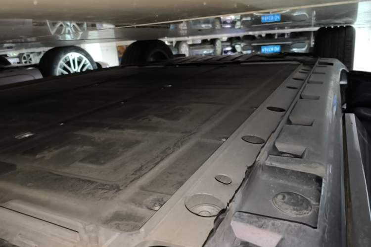 Used Hima H5 2025 Model Pure Electric Max Long Range Left Side Sill