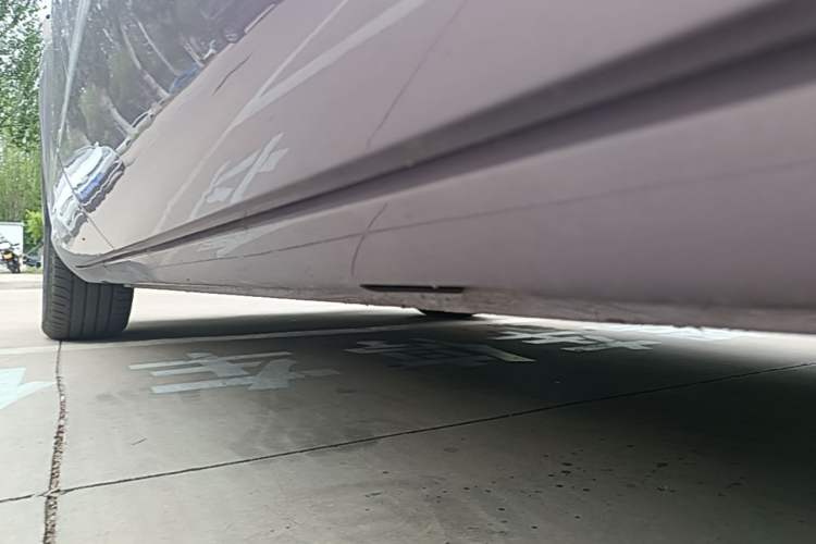 Used Hima H5 2025 Model Range-Extending Max Left Side Sill