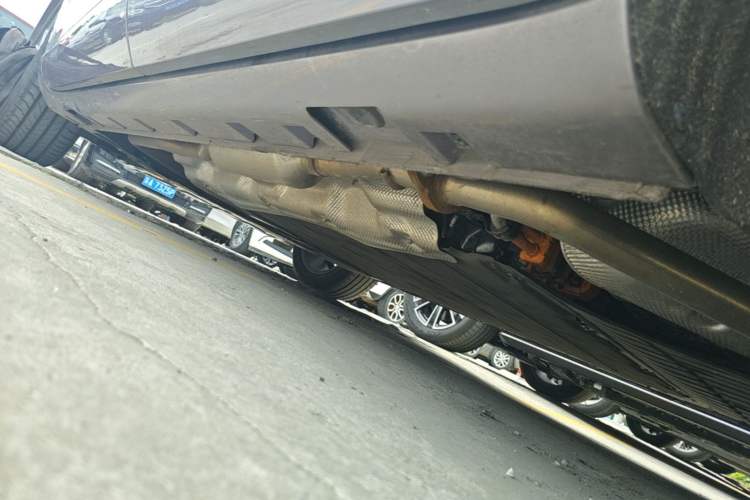 Used Hima H5 2025 Model Range-Extending Max Left Side Sill