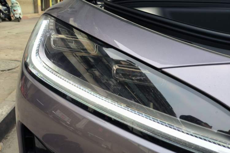 Used Hima H5 2025 Model Pure Electric Pro Right Front Headlight
