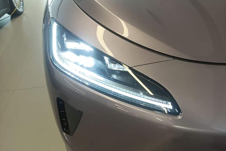 Used Hima H5 2025 Model Range-Extending Max Right Front Headlight