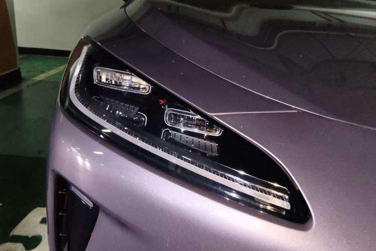 Used Hima H5 2025 Model Pure Electric Max Long Range Right Front Headlight