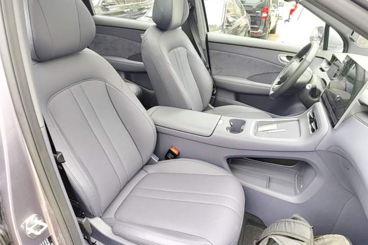 Used Hima H5 2025 Model Range-Extending Max Right Front Seat