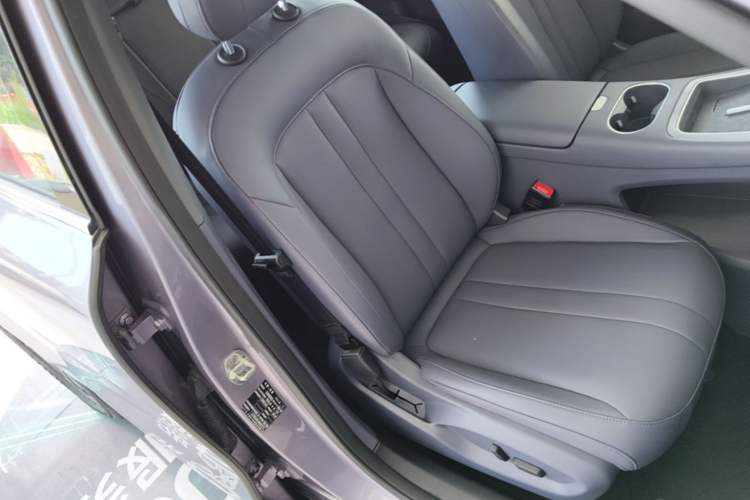Used Hima H5 2025 Model Pure Electric Max Long Range Right Front Seat