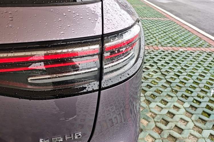 Used Hima H5 2025 Model Range-Extending Max Right Rear Taillight