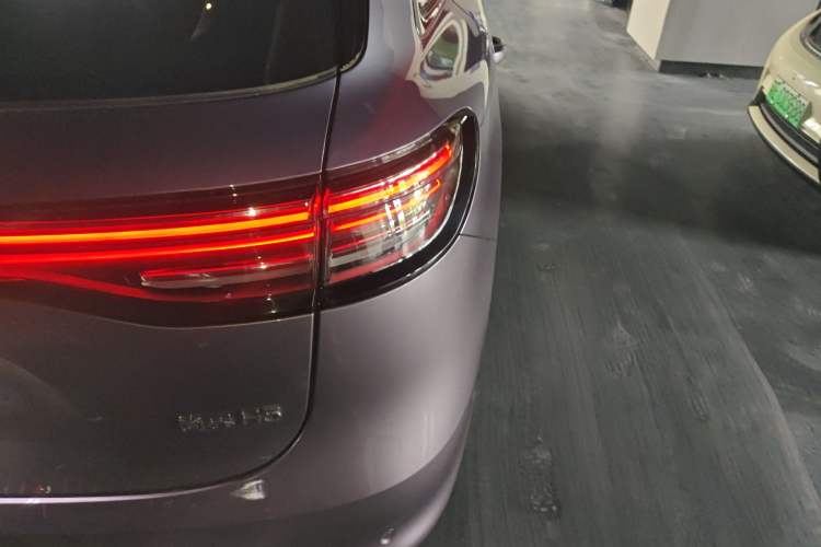 Used Hima H5 2025 Model Pure Electric Max Long Range Right Rear Taillight
