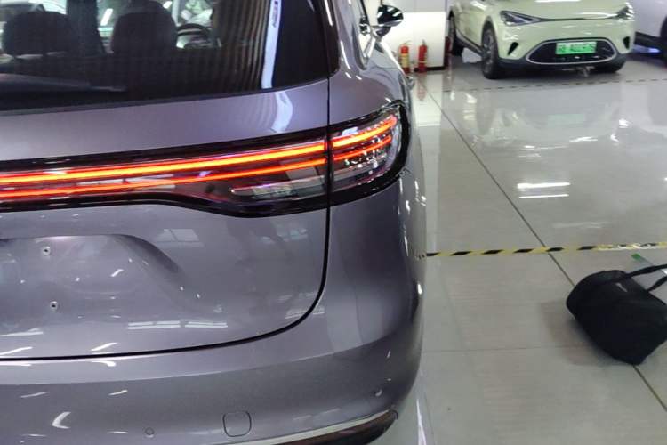 Used Hima H5 2025 Model Range-Extending Max Right Rear Taillight
