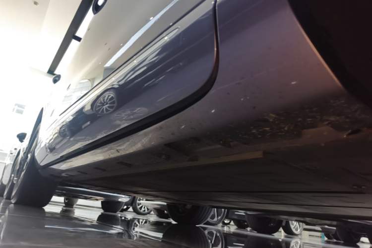 Used Hima H5 2025 Model Pure Electric Max Long Range Right Side Sill