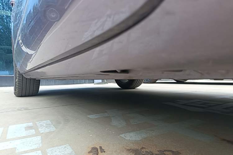 Used Hima H5 2025 Model Range-Extending Max Right Side Sill