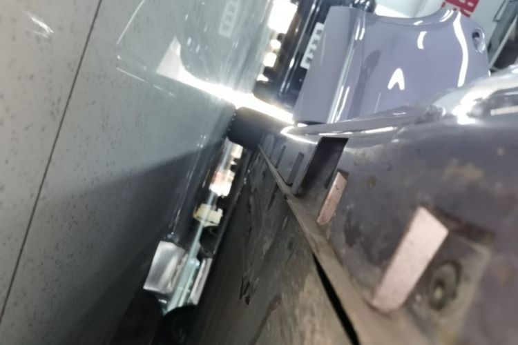 Used Hima H5 2025 Model Range-Extending Max Right Side Sill