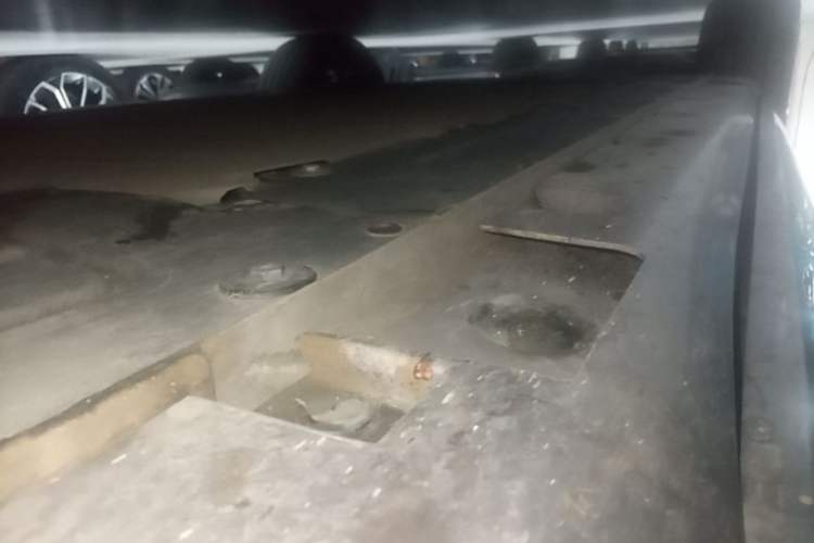 Used Hima H5 2025 Model Range-Extending Max Right Side Sill