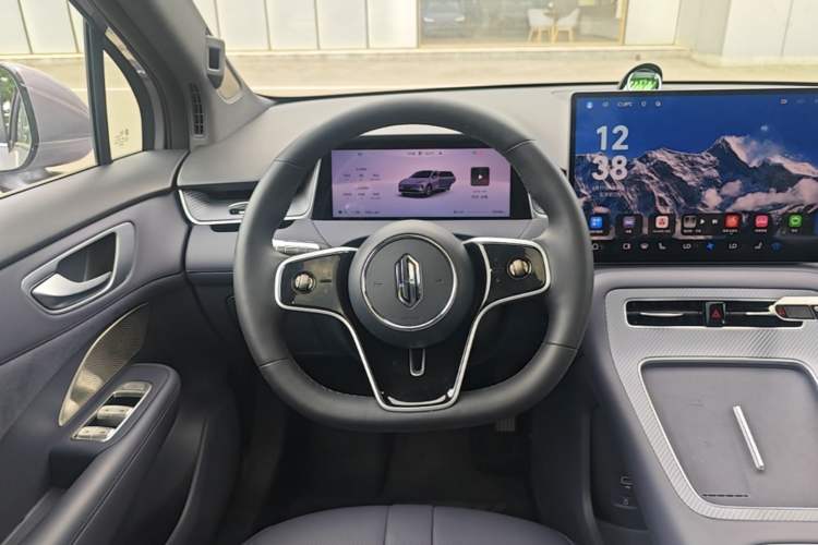 Used Hima H5 2025 Model Pure Electric Max Long Range Steering Wheel
