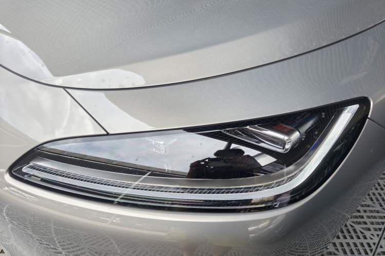 Used Hima H5 2025 Model Pure Electric Pro Left Front Headlight