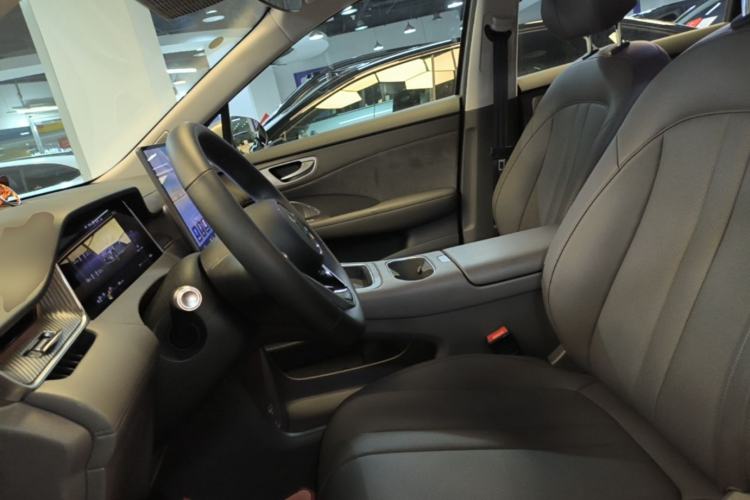 Used Hima H5 2025 Model Range-Extending Pro Left Front Seat