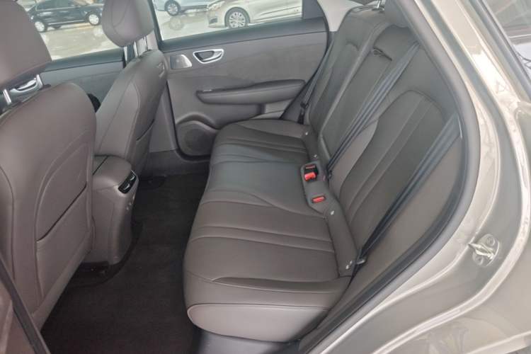 Used Hima H5 2025 Model Range-Extending Pro Left Rear Seat