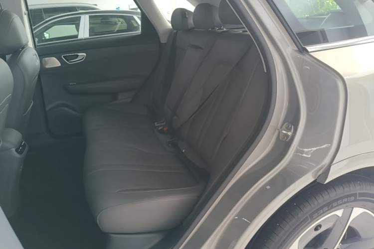 Used Hima H5 2025 Model Range-Extending Pro Left Rear Seat