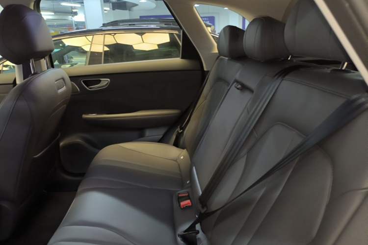 Used Hima H5 2025 Model Range-Extending Pro Left Rear Seat