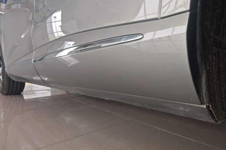 Used Hima H5 2025 Model Range-Extending Pro Left Side Sill