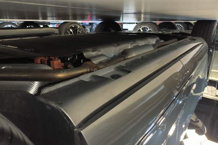 Used Hima H5 2025 Model Range-Extending Pro Left Side Sill