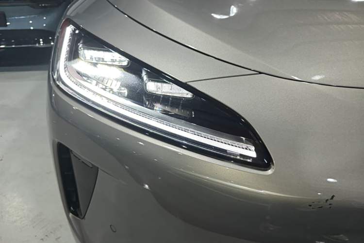 Used Hima H5 2025 Model Pure Electric Pro Right Front Headlight
