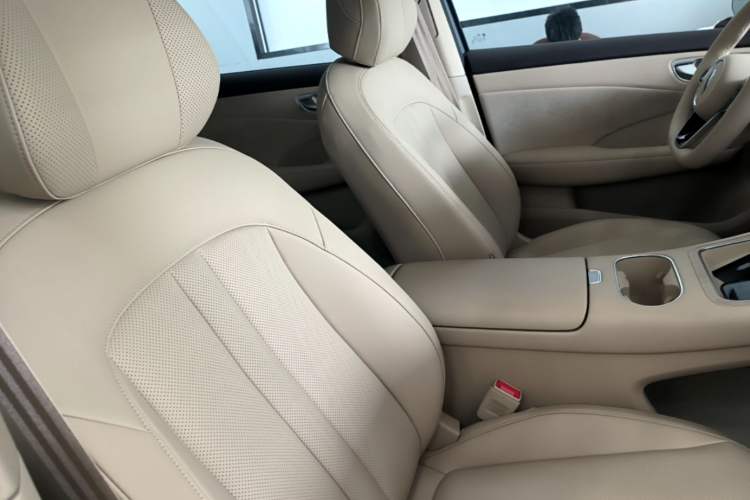 Used Hima H5 2025 Model Pure Electric Max Long Range Right Front Seat