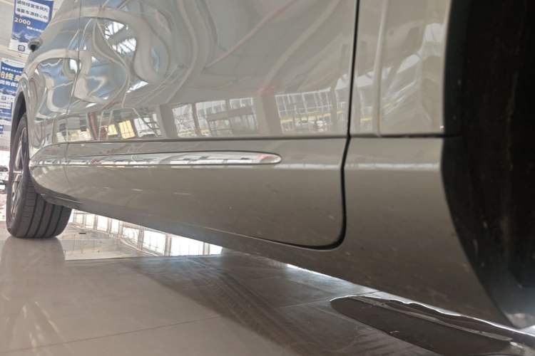 Used Hima H5 2025 Model Range-Extending Pro Right Side Sill