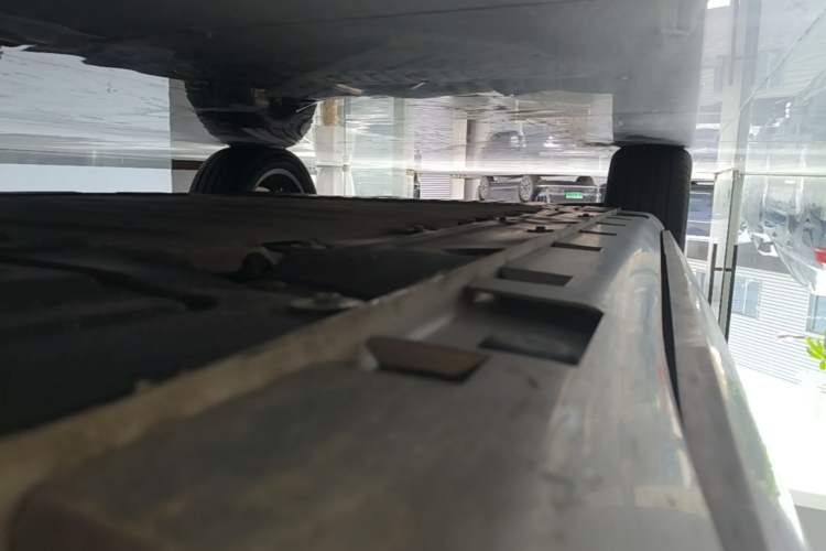 Used Hima H5 2025 Model Range-Extending Pro Right Side Sill